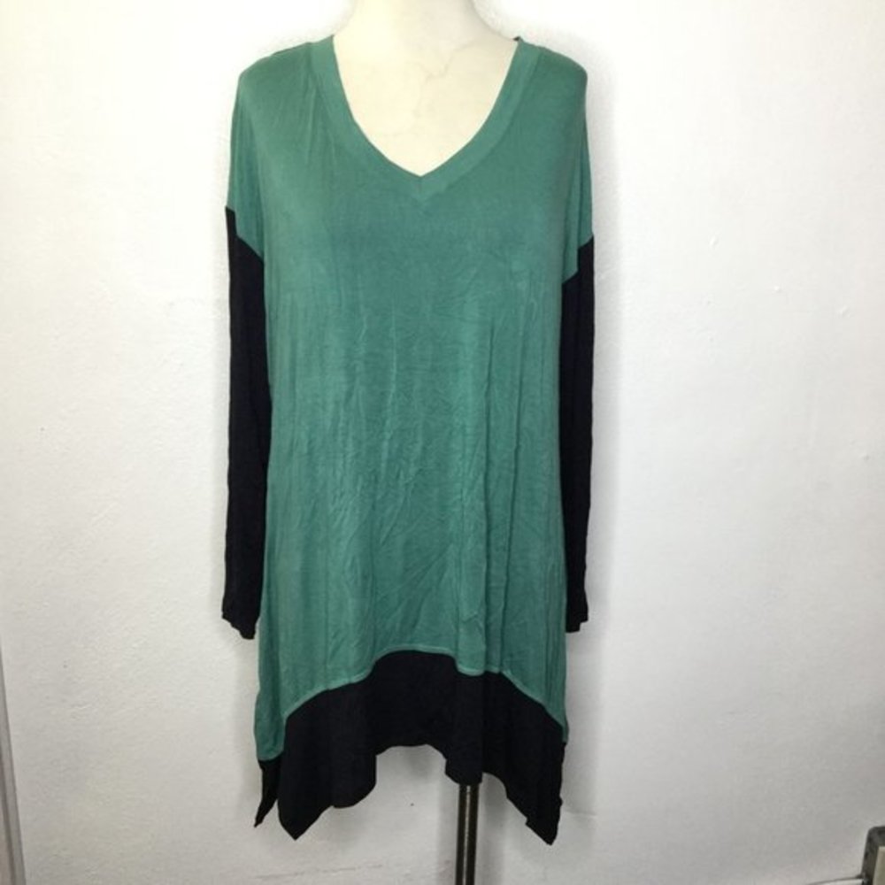 Logo Lori Goldstein Colorblock Tunic Blouse V-Neck Green/Blue Plus Size 1X
